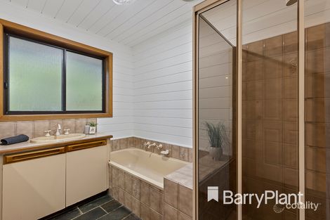 Property photo of 2 Hazel Street Mount Evelyn VIC 3796