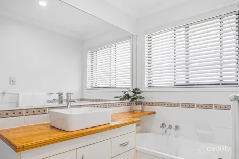 Property photo of 4 Billinghurst Crescent Upper Coomera QLD 4209