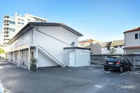 Property photo of 6/144 Frank Street Labrador QLD 4215