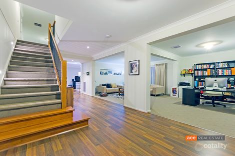 Property photo of 2 Mannikins Way Williams Landing VIC 3027