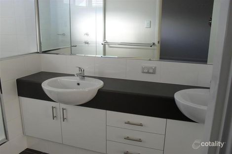 27b Heaton Rd, Yokine, WA 6060