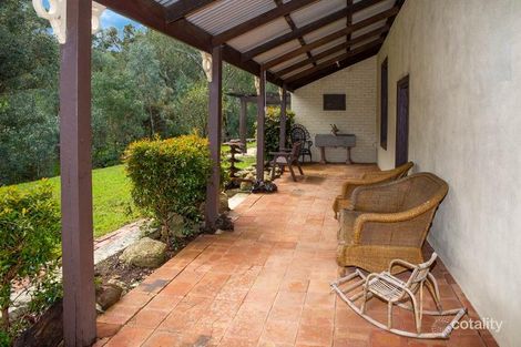 Property photo of 4 Homestead Place Byford WA 6122