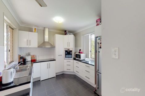 Property photo of 4 Mowbray Court Kallangur QLD 4503