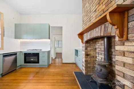 Property photo of 109 Chatsworth Road Coorparoo QLD 4151