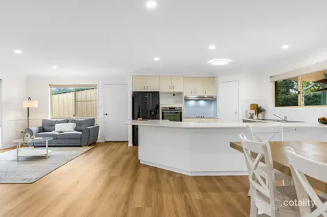 Property photo of 6 Windermere Drive Hodgson Vale QLD 4352
