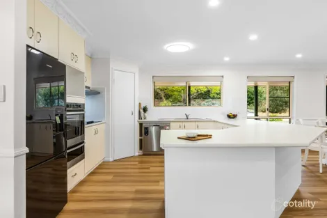 Property photo of 6 Windermere Drive Hodgson Vale QLD 4352