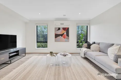 Property photo of 1 Lambertia Crescent Manor Lakes VIC 3024