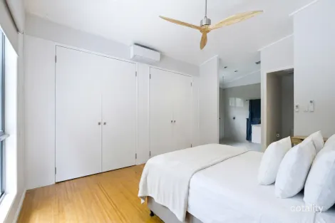 Property photo of 10 Dunkalli Crescent Wongaling Beach QLD 4852
