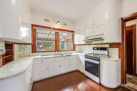 Property photo of 4 Evelyn Street Manifold Heights VIC 3218