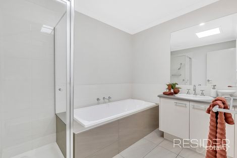 Property photo of 31 Palisades Boulevard South Morang VIC 3752
