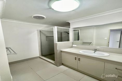 Property photo of 2/64-68 King Street Kingaroy QLD 4610