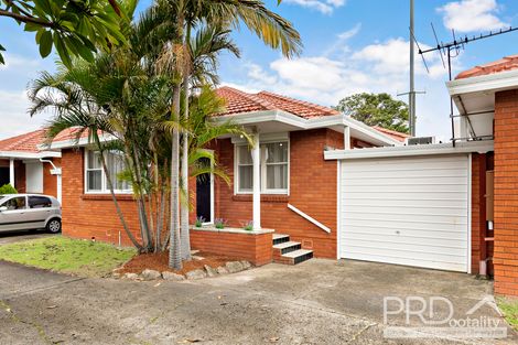 2/11 SOLANDER ST, MONTEREY, NSW 2217