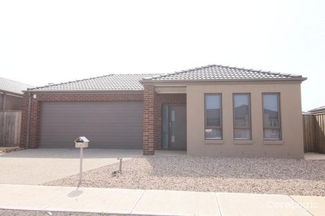 Property photo of 18 Ravida Avenue Harkness VIC 3337