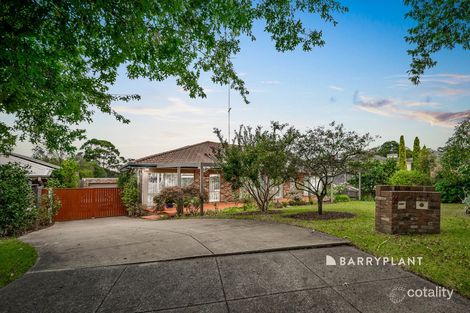Property photo of 19 Rydaldene Way Berwick VIC 3806