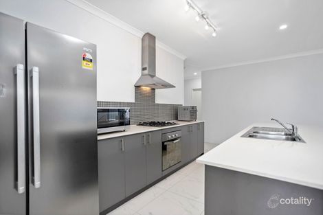 Property photo of 40 Sarsaparilla Ramble Byford WA 6122