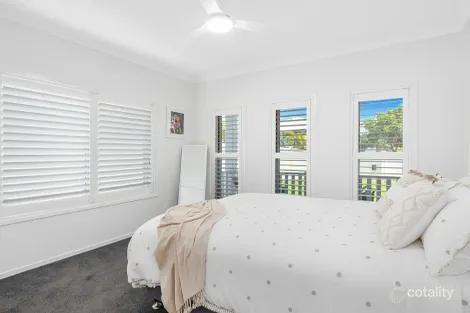 Property photo of 10 Belair Crescent Paradise Point QLD 4216