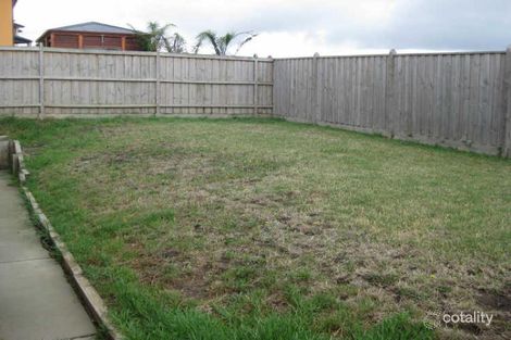 Property photo of 62 Skyline Way Berwick VIC 3806