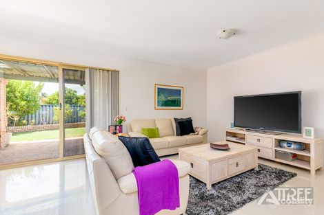 Property photo of 6 Camelot Court Thornlie WA 6108