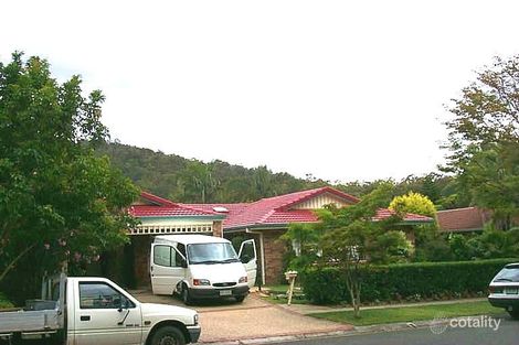 29 Greenford St, Chapel Hill, QLD 4069