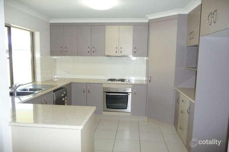 Property photo of 8 Ruddell Close Marian QLD 4753