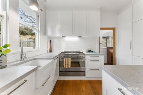 Property photo of 20 Milton Crescent Box Hill South VIC 3128