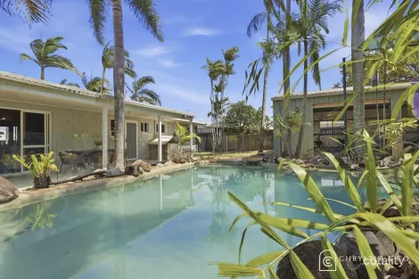 32 Peatey St, Andergrove, QLD 4740