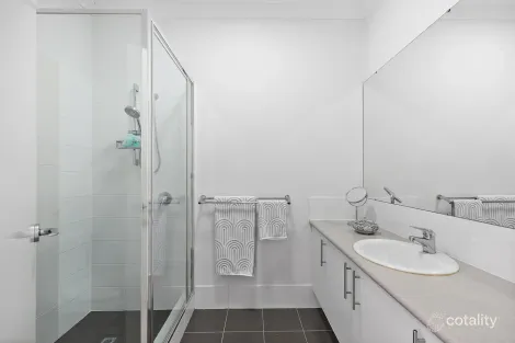 Property photo of 5 Yarran Street Armadale WA 6112