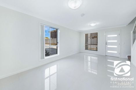 2/73 Canberra St, Oxley Park, NSW 2760