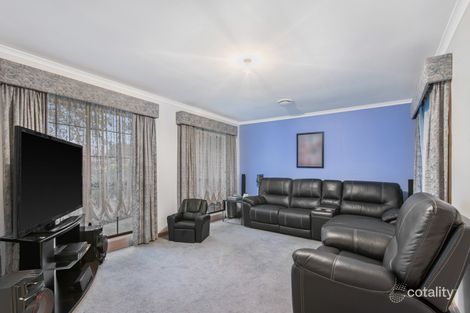 Property photo of 21 Thames Boulevard Werribee VIC 3030
