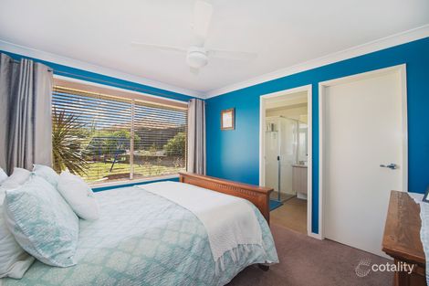 Property photo of 16 Round Oak Close Port Macquarie NSW 2444