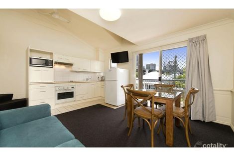 Property photo of 19/45 Wharf Street Kangaroo Point QLD 4169