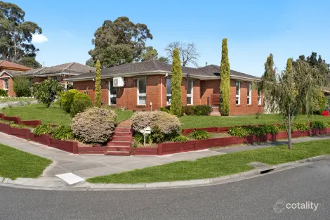 17 PATTERSON CT, ENDEAVOUR HILLS, VIC 3802