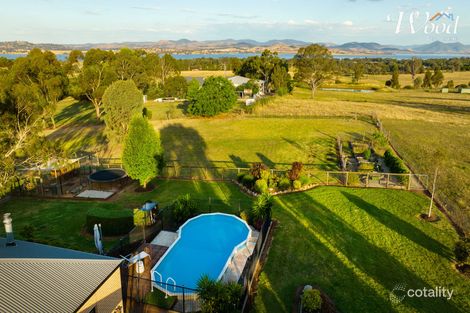 Property photo of 27 Eagle Rise Road Table Top NSW 2640