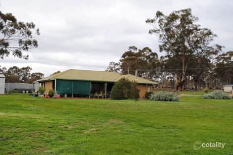Property photo of 21 Hendersons Road Bowenvale VIC 3465