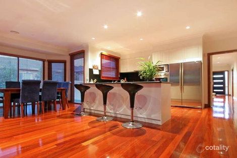 Property photo of 9 Dickson Mews Berwick VIC 3806
