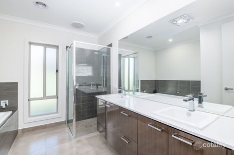 Property photo of 4 Cockatoo Crescent Kialla VIC 3631