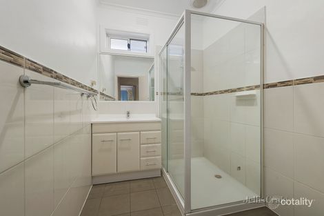 Property photo of 1 Gregory Court Doncaster VIC 3108