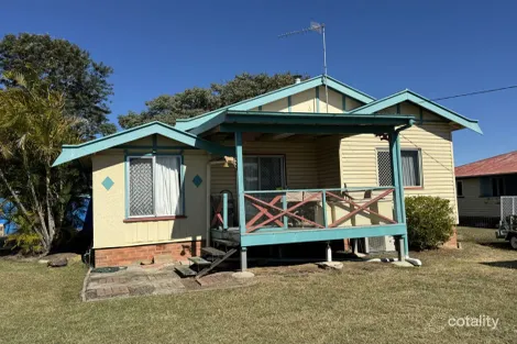 18 Kelvin St, Monto, QLD 4630