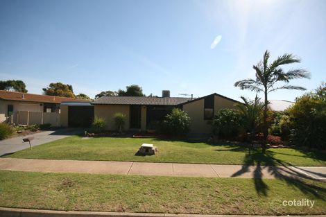 13 Swordsman Rd, O'Sullivan Beach, SA 5166