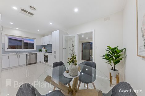 Property photo of 1/42 Ivanhoe Avenue St Albans VIC 3021