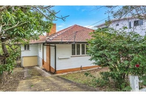 Property photo of 7 Eighth Avenue St Lucia QLD 4067