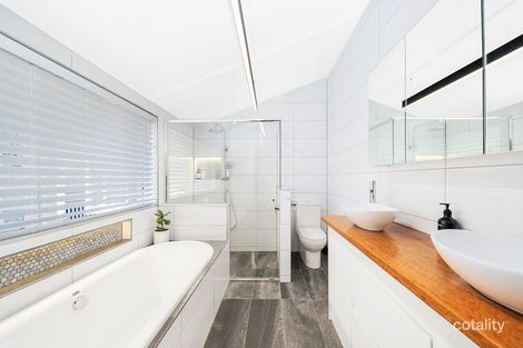 Property photo of 82 Ridge Street Greenslopes QLD 4120