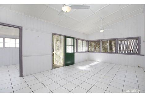Property photo of 30 Maynard Street Woolloongabba QLD 4102