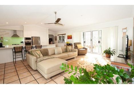 Property photo of 2 Waterside Court Noosaville QLD 4566