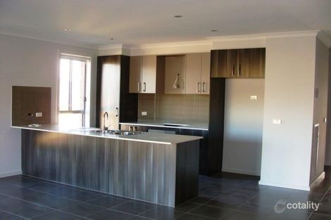 Property photo of 31 Bluejay Road Doreen VIC 3754