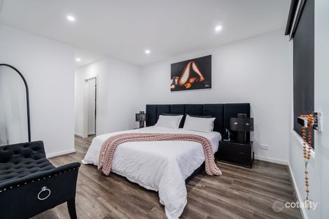 Property photo of 68 Arena Avenue Roxburgh Park VIC 3064