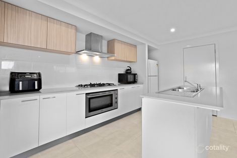 Property photo of 20 Wicket Road Clyde VIC 3978