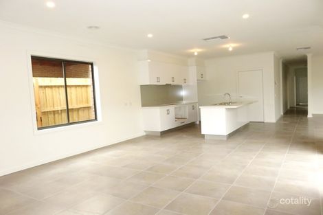Property photo of 42 Eynesbury View Wollert VIC 3750