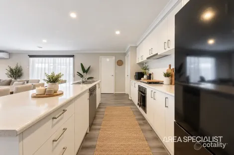 Property photo of 32 Giacco Boulevard Lang Lang VIC 3984