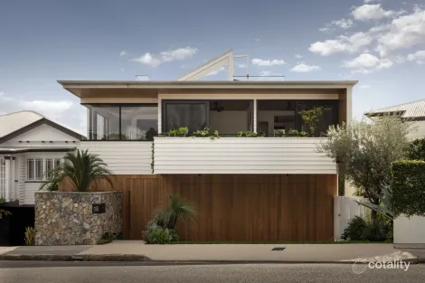 Property photo of 18 Teneriffe Drive Teneriffe QLD 4005